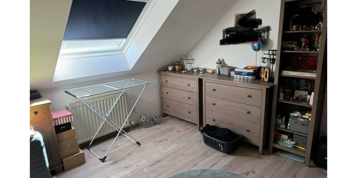 Etagenwohnung Heßdorf - 3 Zimmer, 89 m&sup2;, 890&euro; | Angebot:25665158