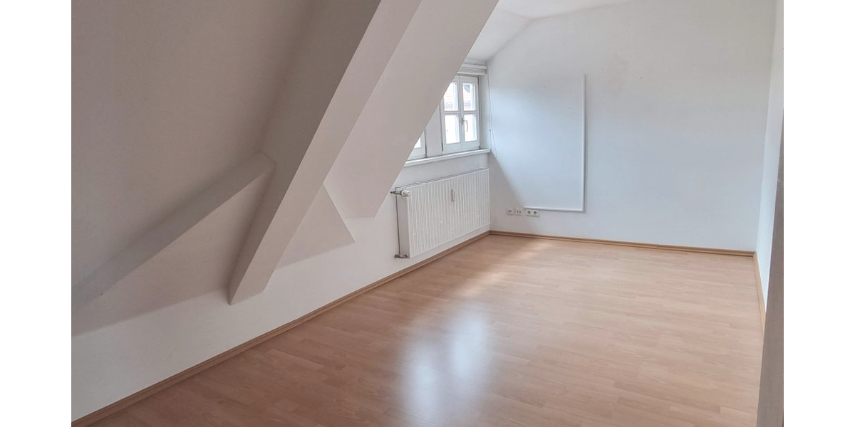 Schöne 3-Zi-Whg - FÜR MAXIMAL 2 PERSONEN -Einbauküche – Tageslichtbad – Wiesengrund in Laufweite - 3- Wendelstein | Angebot:18982291