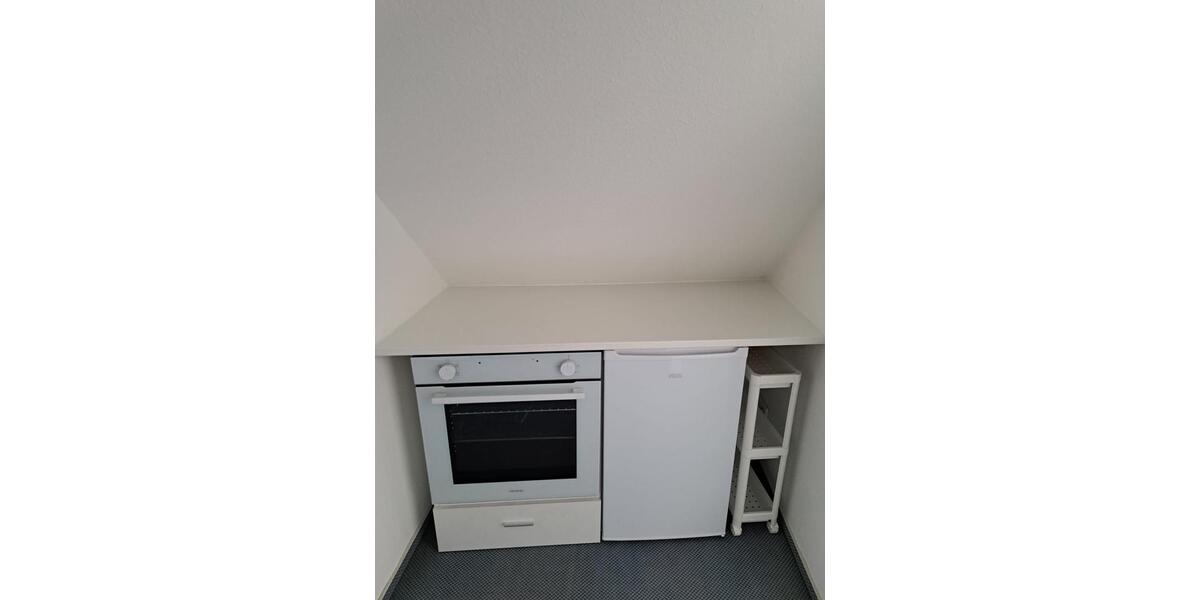Dachgeschoßwohnung Fürth Eigenes Heim - 1 Zimmer, 25 m&sup2;, 482&euro; | Angebot:25476077