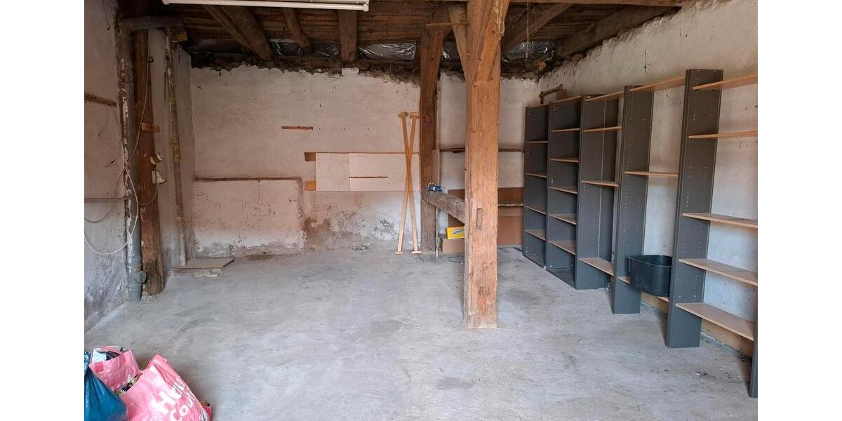 Bauernhaus, Landhaus Abenberg - 7 Zimmer, 200 m&sup2;, 1.200&euro; | Angebot:25872937