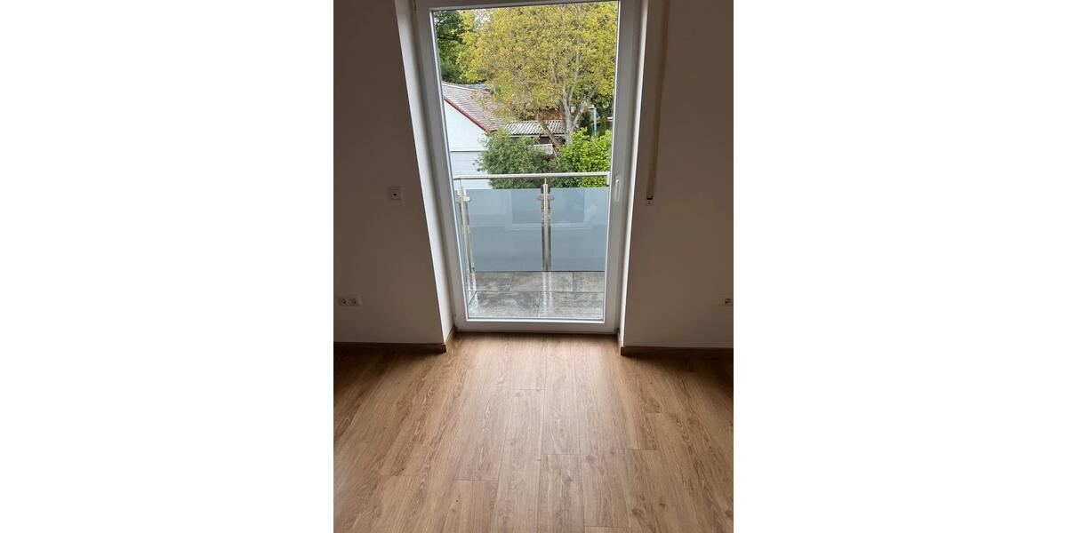 Etagenwohnung Forchheim - 2 Zimmer, 80 m&sup2;, 850&euro; | Angebot:26639707