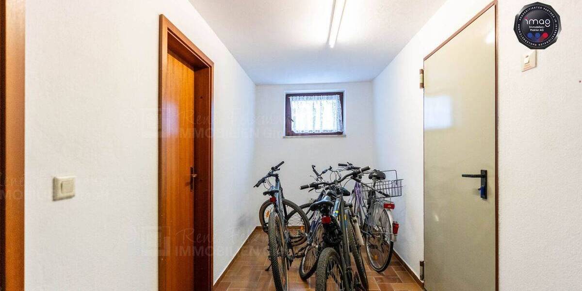 Etagenwohnung Altdorf - 2 Zimmer, 51 m&sup2;, 590&euro; | Angebot:25996558