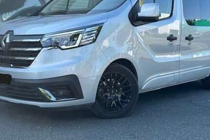 Renault Trafic 28.000 km 53.490 &euro; Forchheim 91301