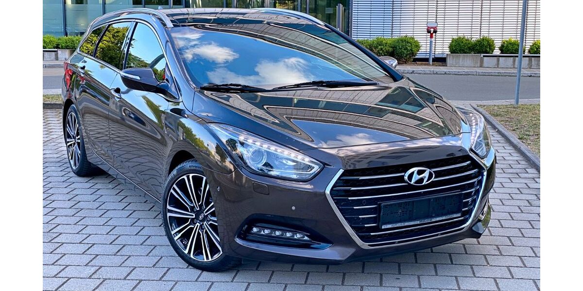Hyundai i40 187.000 km 9.900 &euro; Nürnberg 90459