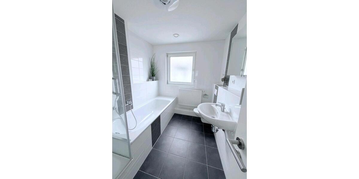 Etagenwohnung Adelsdorf - 4 Zimmer, 137 m&sup2;, 550.000&euro; | Angebot:27016214