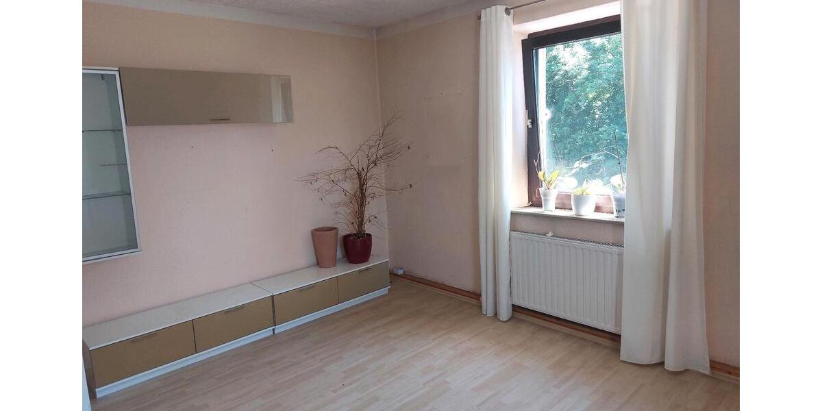 Etagenwohnung Schwaig Bei Nürnberg - 3 Zimmer, 70 m&sup2;, 1.200&euro; | Angebot:26706114