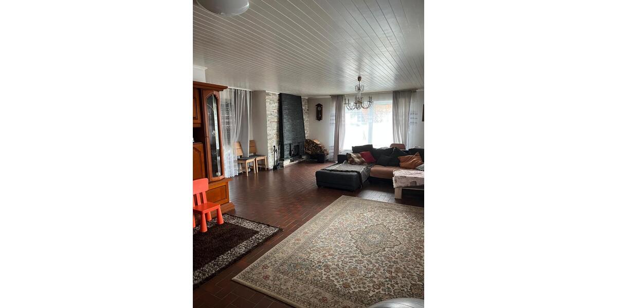 Doppelhaushälfte Schnaittach - 9 Zimmer, 270 m&sup2;, 599.000&euro; | Angebot:25999544