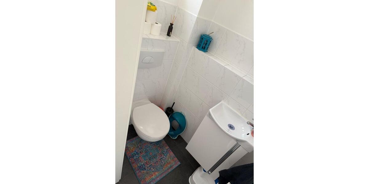 Reihenhaus Zirndorf - 4 Zimmer, 130 m&sup2;, 679.000&euro; | Angebot:25049648