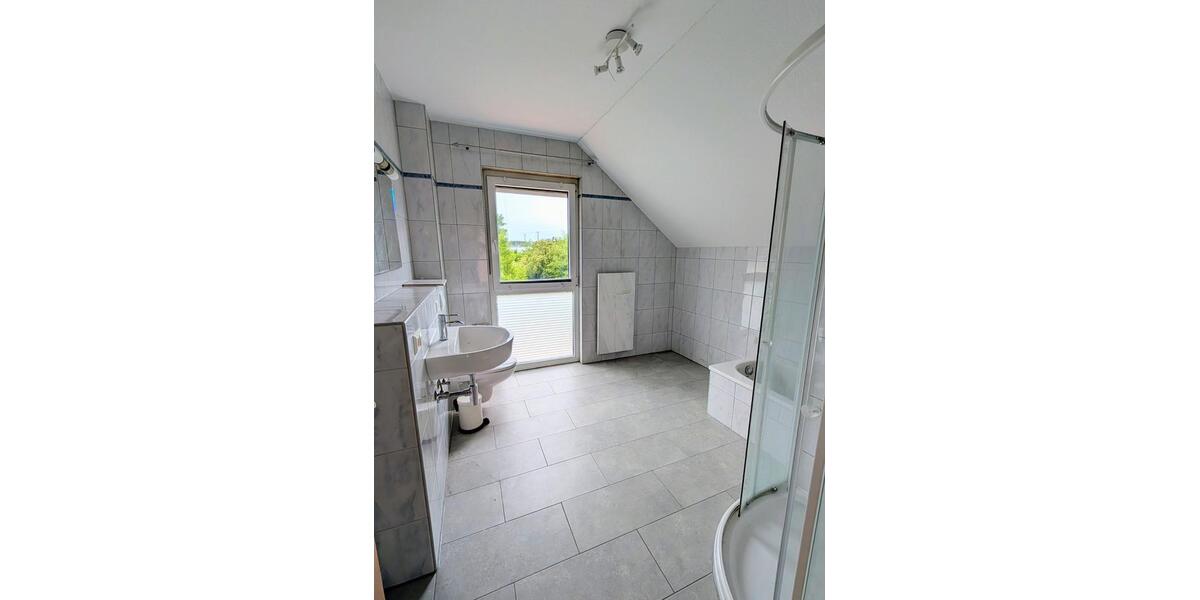 Einfamilienhaus Erlangen Bruck - 5 Zimmer, 132 m&sup2;, 580.000&euro; | Angebot:27283256