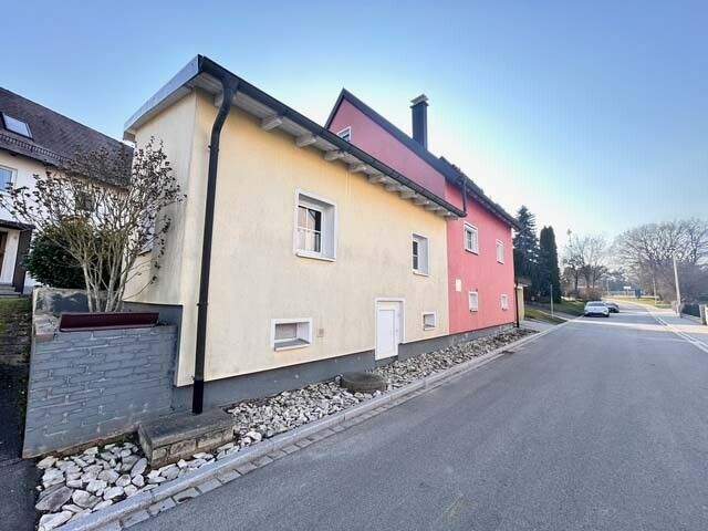 Einfamilienhaus Burgthann / Unterferrieden Unterferrieden - 4 Zimmer, 177 m&sup2;, 330.000&euro; | Angebot:25937541