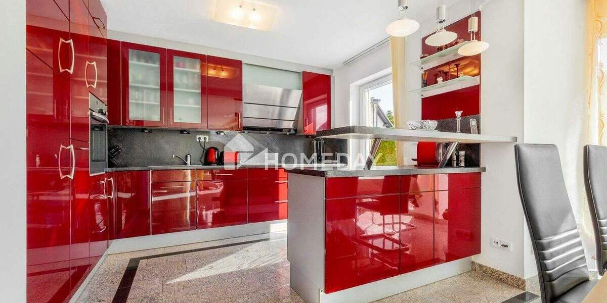 Einfamilienhaus Nürnberg Falkenheim - 7 Zimmer, 250 m&sup2;, 1.190.000&euro; | Angebot:25677475