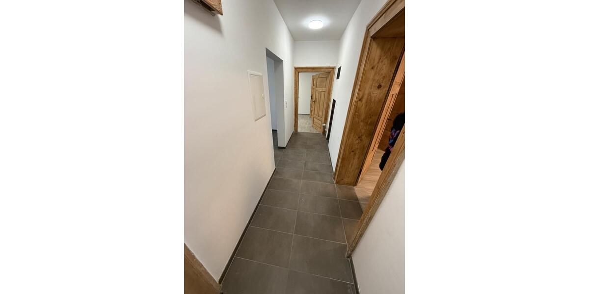 Etagenwohnung Uehlfeld - 3 Zimmer, 66 m&sup2;, 145.000&euro; | Angebot:27157876