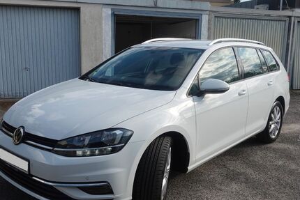 VW Golf 111.000 km 12.700 &euro; Erlangen 91058