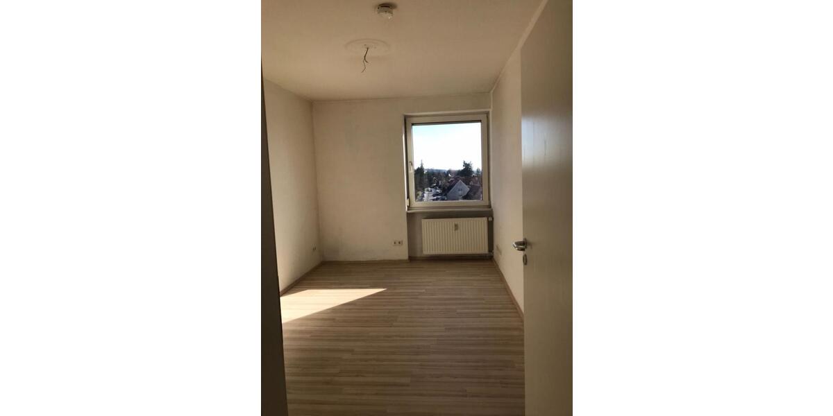 Etagenwohnung Nürnberg Erlenstegen - 3 Zimmer, 77 m&sup2;, 1.156&euro; | Angebot:25655354