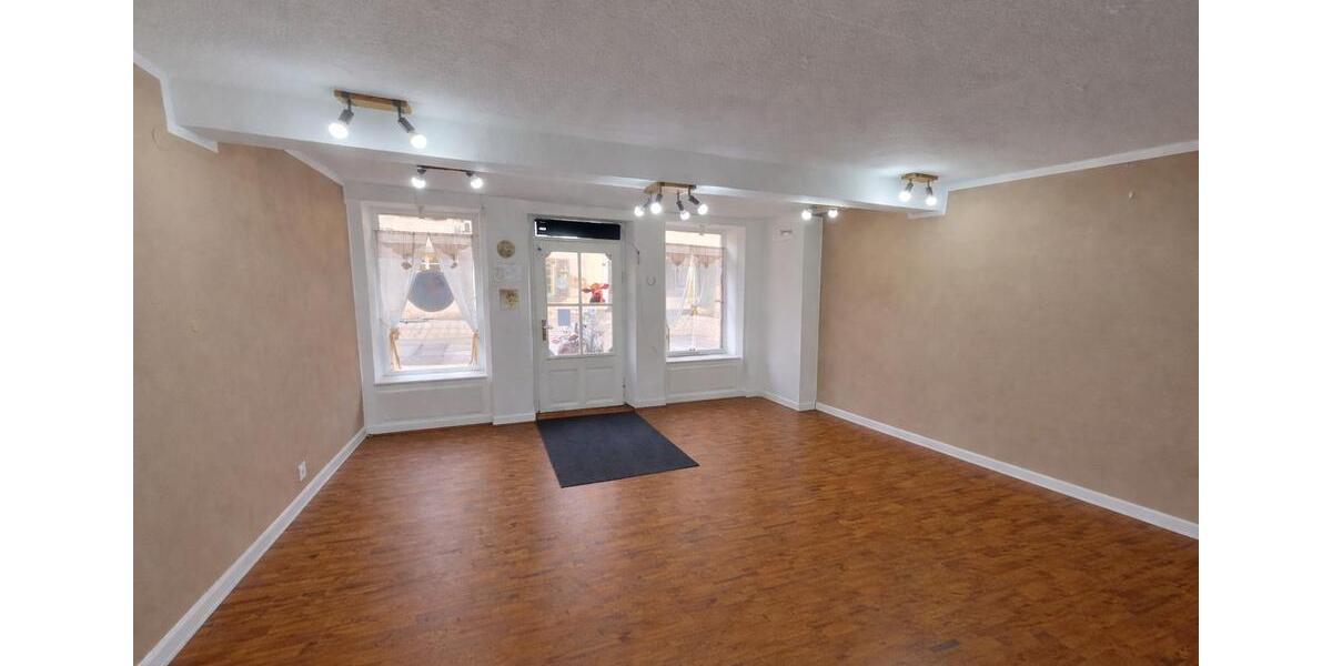 Gewerbeobjekt Buckenhof - 800&euro; | Angebot:25397917