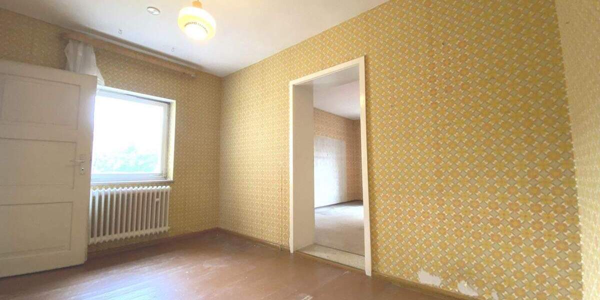 Einfamilienhaus Roßtal Weitersdorf - 9 Zimmer, 187 m&sup2;, 349.000&euro; | Angebot:25771449