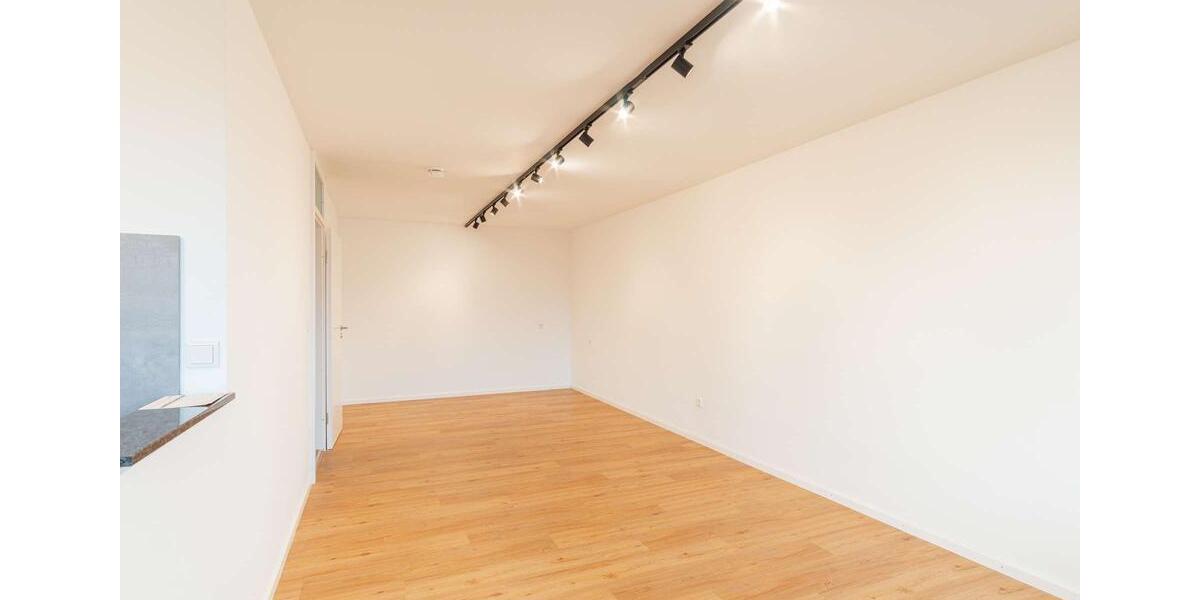 Dachgeschoßwohnung Erlangen Am Anger - 1 Zimmer, 45 m&sup2;, 770&euro; | Angebot:23782248