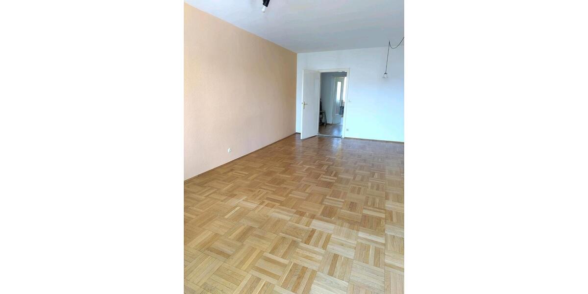 Etagenwohnung Erlangen Am Anger - 3 Zimmer, 81 m&sup2;, 340.000&euro; | Angebot:26415835