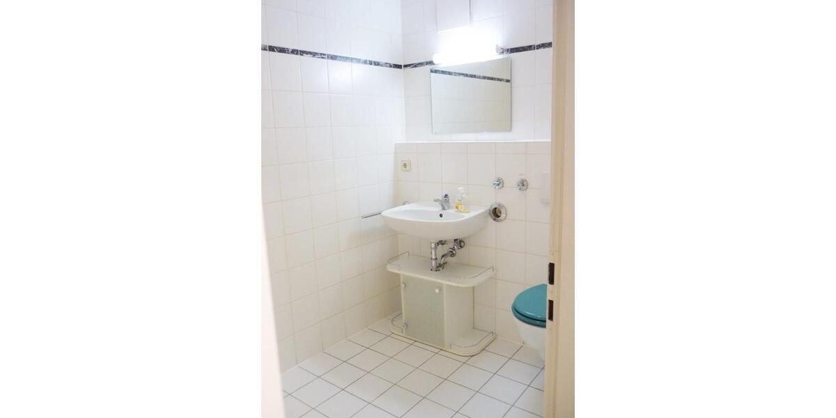 Etagenwohnung Nürnberg Schnepfenreuth - 2 Zimmer, 76 m&sup2;, 999&euro; | Angebot:25830909