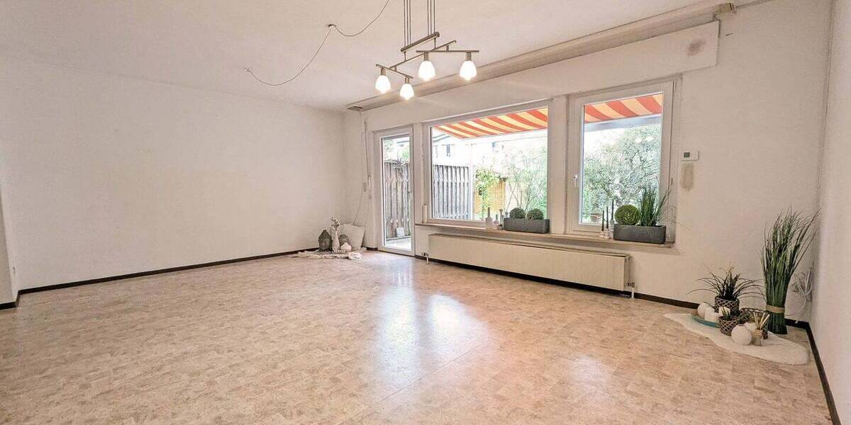 Mehrfamilienhaus, Wohnhaus Nürnberg Langwasser - 7 Zimmer, 166 m&sup2;, 549.000&euro; | Angebot:26242982