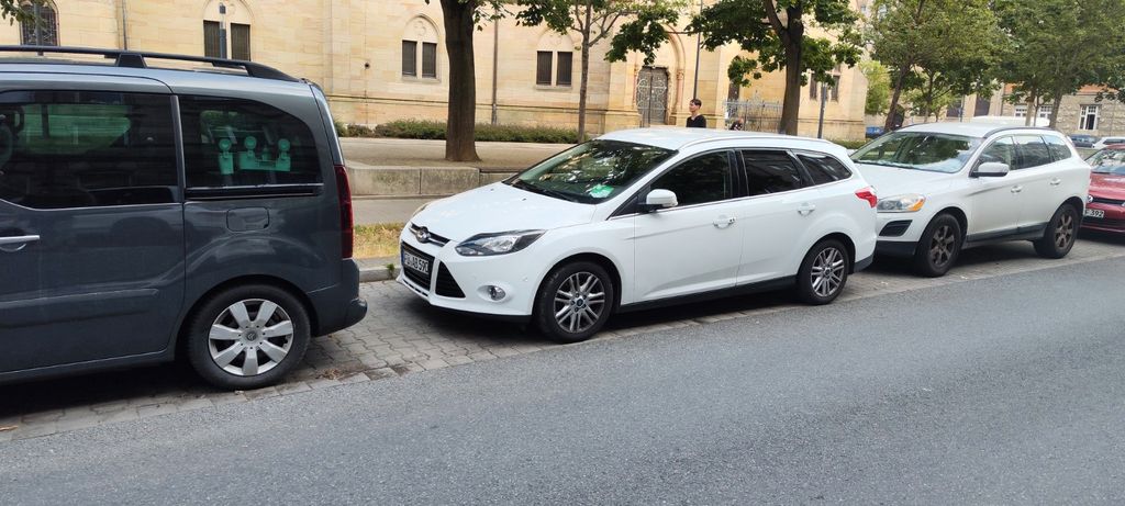 Ford Focus 220.000 km 2.950 &euro; Schwabach 91126