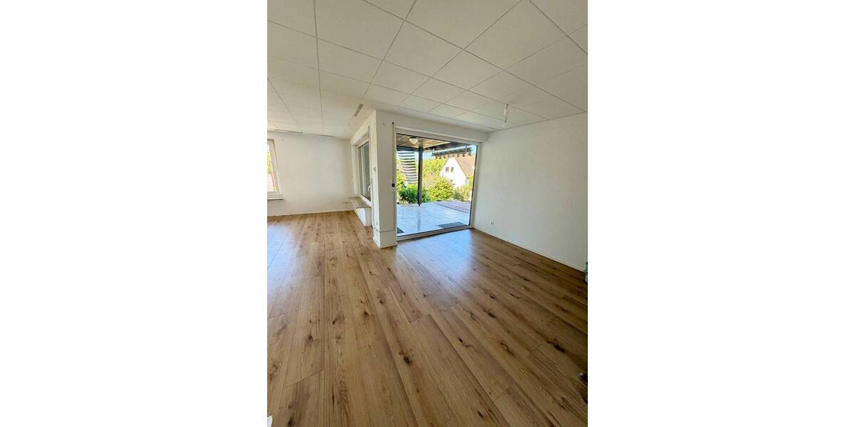 Einfamilienhaus Veitsbronn - 4 Zimmer, 124 m&sup2;, 1.450&euro; | Angebot:26673006