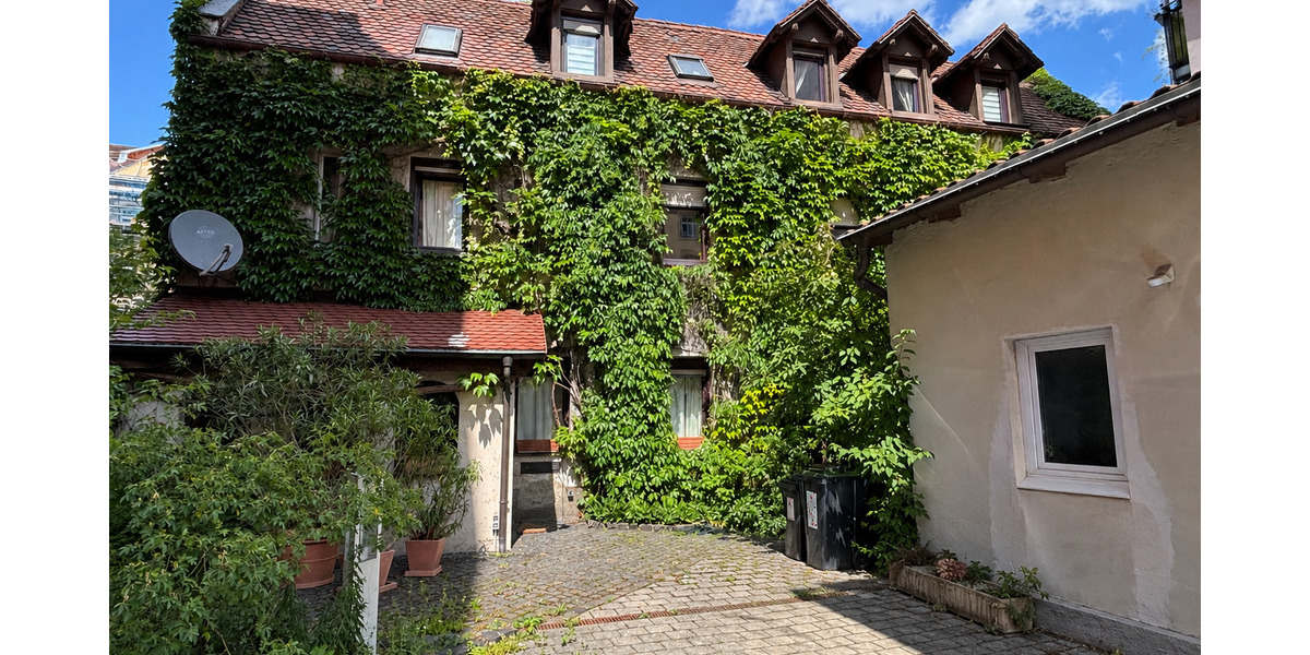 Einfamilienhaus Nürnberg Hasenbuck - 7 Zimmer, 235 m&sup2;, 649.000&euro; | Angebot:26913437