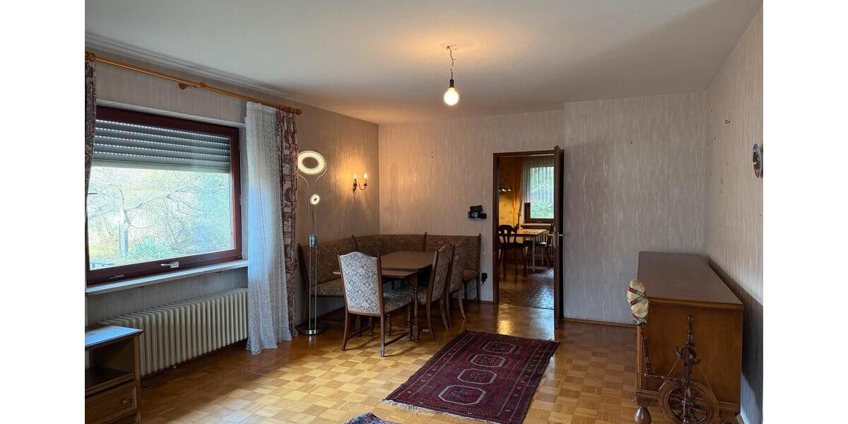 Erdgeschoßwohnung Fürth Eigenes Heim - 5 Zimmer, 250 m&sup2;, 1.700&euro; | Angebot:25126681