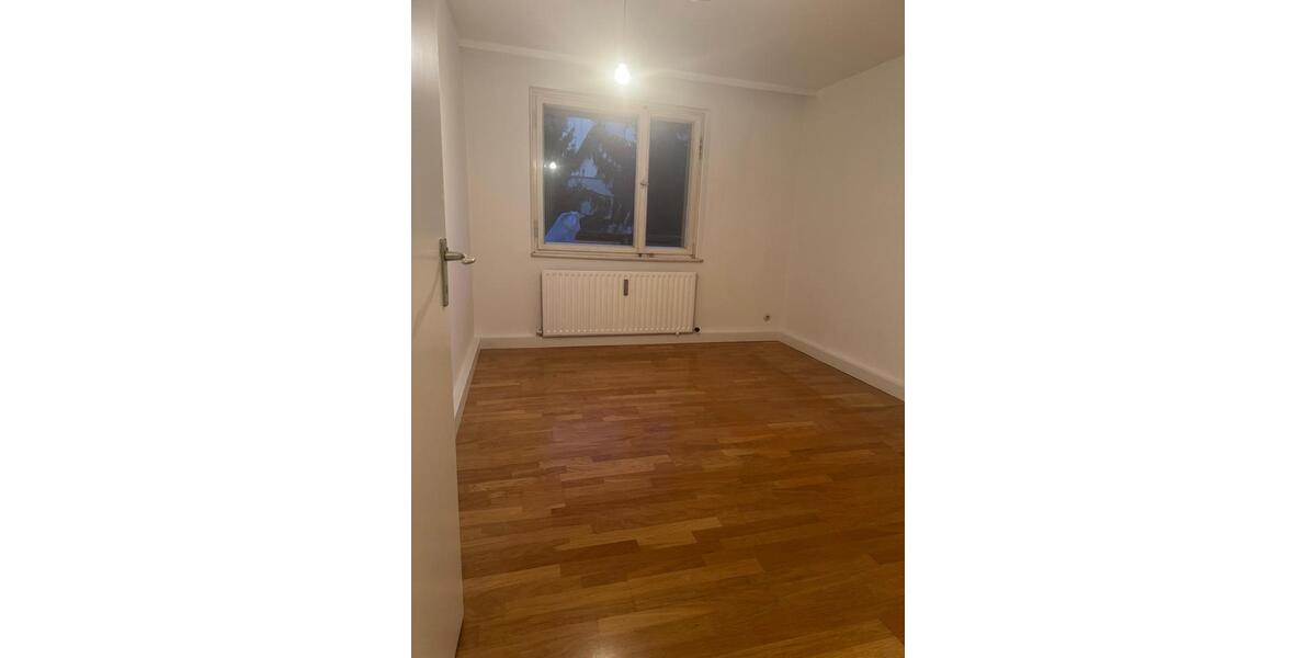 Etagenwohnung Nürnberg Gibitzenhof - 3 Zimmer, 78 m&sup2;, 950&euro; | Angebot:25873692