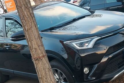 Toyota RAV 4 195.000 km 12.800 &euro; nurnberg Deutschland 90489