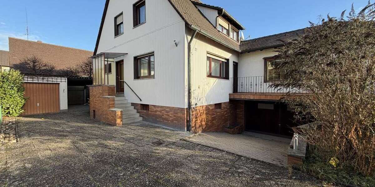 Einfamilienhaus Fürth Bislohe - 5.5 Zimmer, 185 m&sup2;, 639.000&euro; | Angebot:24992261