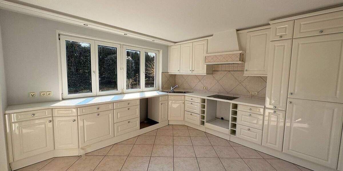 Etagenwohnung Nürnberg Gaismannshof - 4 Zimmer, 145 m&sup2;, 1.950&euro; | Angebot:26644405