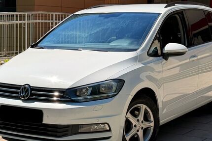 VW Touran 274.500 km 8.790 &euro; Nürnberg 90431