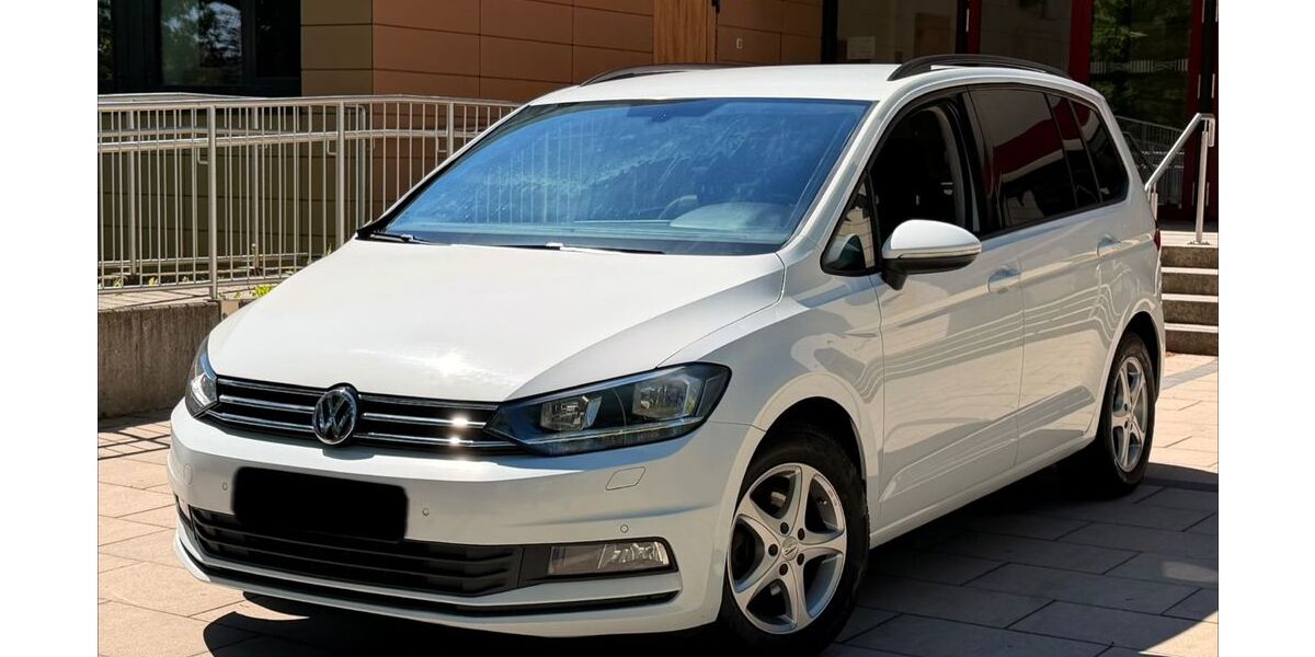 VW Touran 274.500 km 8.790 &euro; Nürnberg 90431