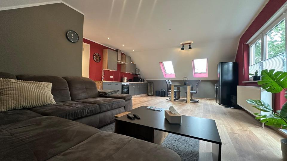 Dachgeschoßwohnung Schwabach - 3 Zimmer, 80 m&sup2;, 1.020&euro; | Angebot:25925057