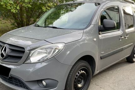 Mercedes-Benz Citan 330.000 km 4.400 &euro; Nürnberg 90453