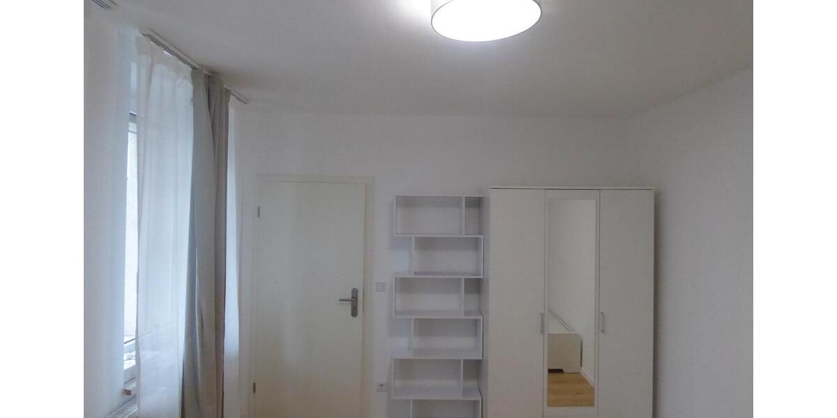 Etagenwohnung Nürnberg Gleißhammer - 1 Zimmer, 14 m&sup2;, 575&euro; | Angebot:26606080