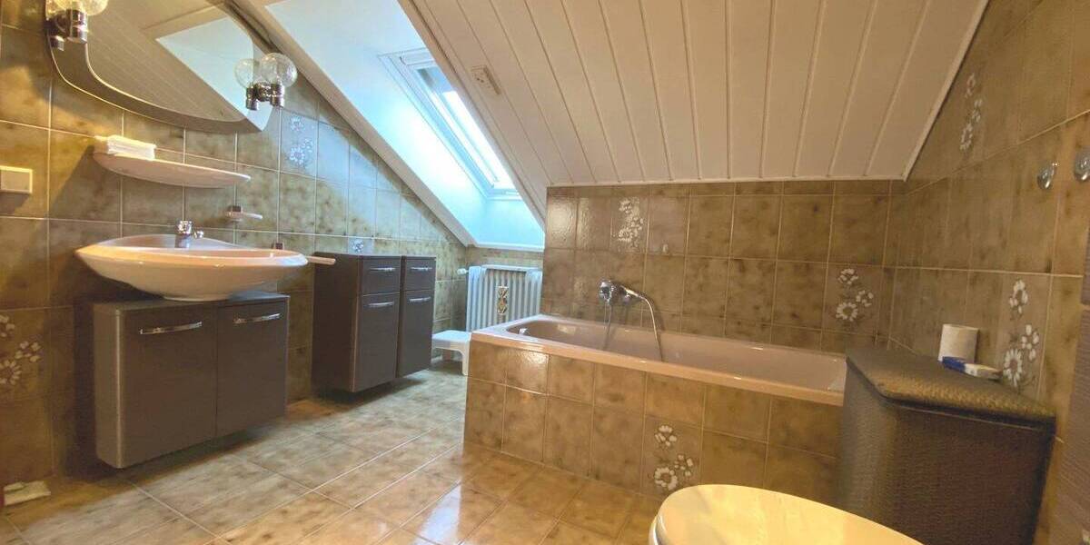 Doppelhaushälfte Fürth Stadeln - 5 Zimmer, 142 m&sup2;, 529.000&euro; | Angebot:26595311