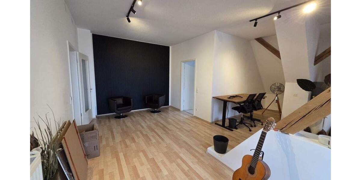 Etagenwohnung Schwabach - 2 Zimmer, 74 m&sup2;, 690&euro; | Angebot:25704233