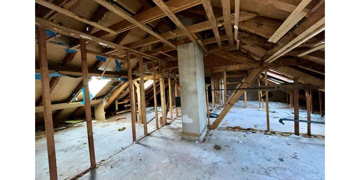 Mehrfamilienhaus, Wohnhaus Nürnberg Steinbühl - 9 Zimmer, 374 m&sup2;, 699.000&euro; | Angebot:25667535