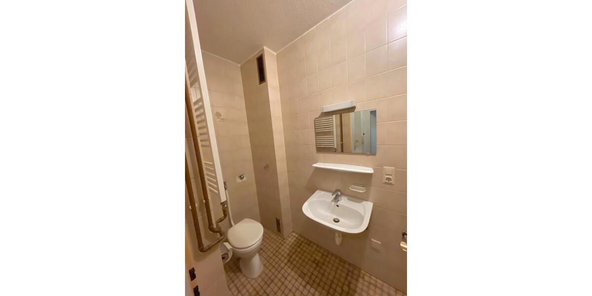 Etagenwohnung Nürnberg Gleißhammer - 2 Zimmer, 42 m&sup2;, 480&euro; | Angebot:25905420