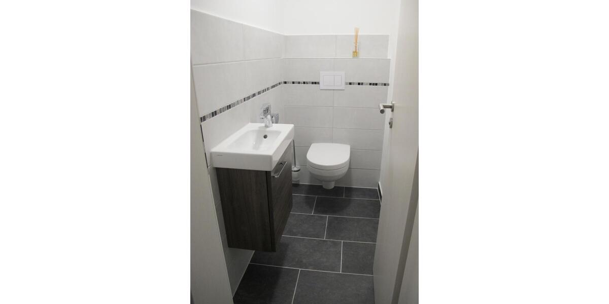 Erdgeschoßwohnung Uttenreuth - 5 Zimmer, 140 m&sup2;, 1.950&euro; | Angebot:25024945