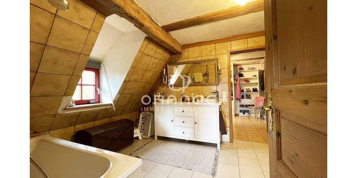 Einfamilienhaus Altdorf Unterwellitzleithen - 9 Zimmer, 306 m&sup2;, 819.000&euro; | Angebot:25670718