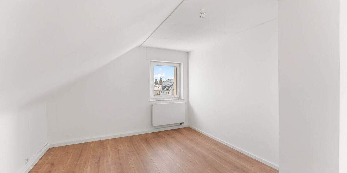 Etagenwohnung Langenzenn - 4 Zimmer, 84 m&sup2;, 239.000&euro; | Angebot:25729235