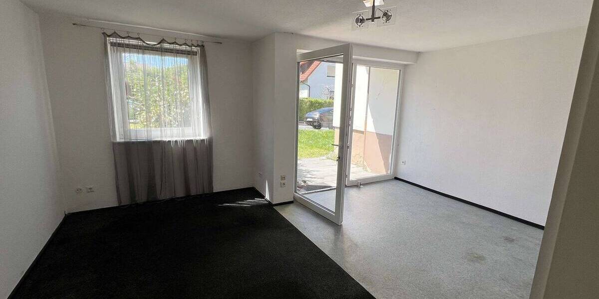 Etagenwohnung Oberreichenbach - 3 Zimmer, 66 m&sup2;, 580&euro; | Angebot:25982888