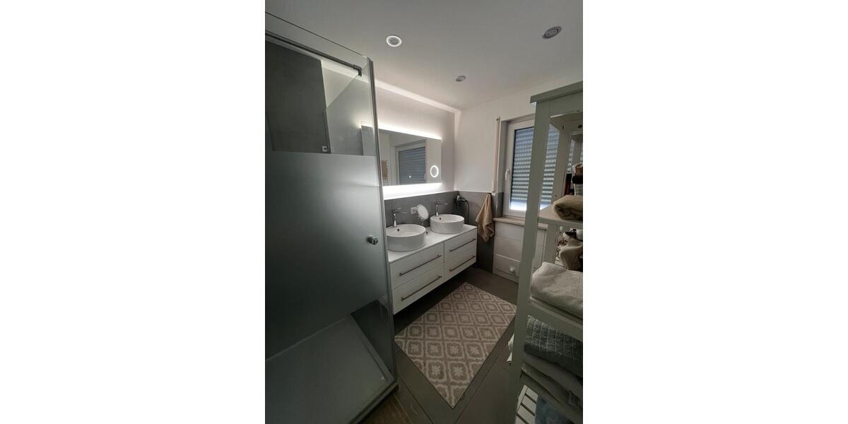 Reihenhaus Oberasbach - 4 Zimmer, 120 m&sup2;, 600.000&euro; | Angebot:27259336