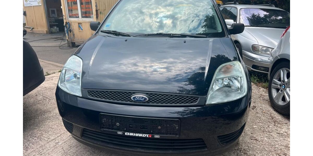 Ford Fiesta 68.000 km 950 &euro; Fürth 90765