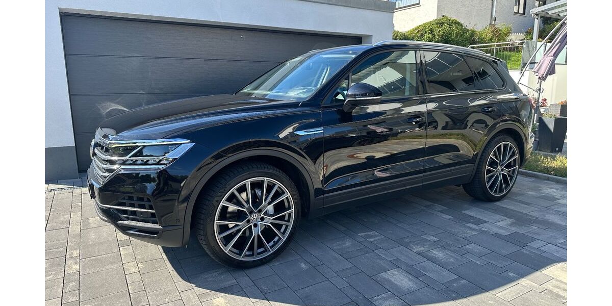 VW Touareg 198.743 km 27.900 &euro; Forchheim 91301