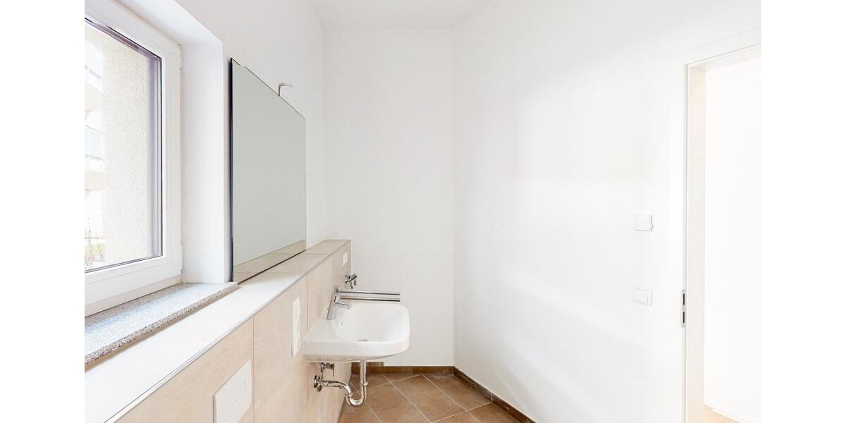 Erdgeschoßwohnung Nürnberg Erlenstegen - 3 Zimmer, 102 m&sup2;, 1.590&euro; | Angebot:25543276