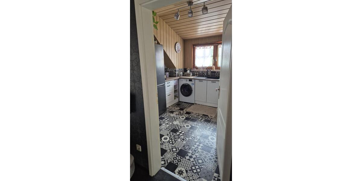 Etagenwohnung Bruckberg - 3 Zimmer, 75 m&sup2;, 150.000&euro; | Angebot:24812677